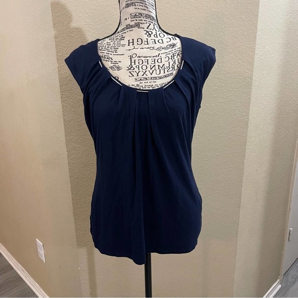 WHBM top size small - Picture 1 of 6